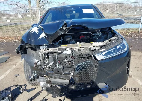 2025 BMW Ix xDrive50 из США, поврежденный, VIN WB523CF07SCS26350